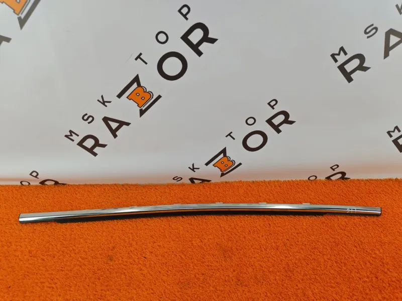 Молдинг стекла