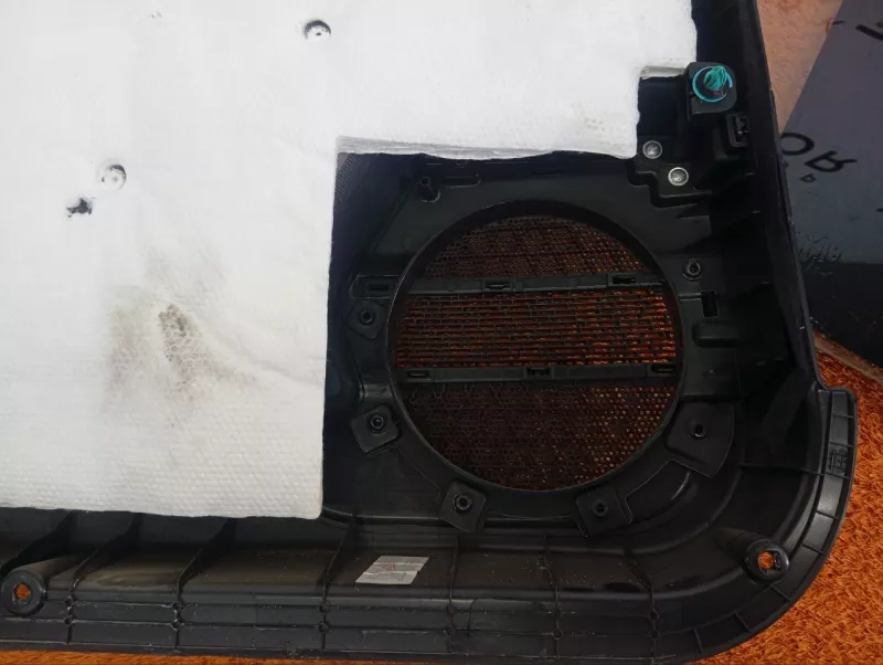 Обшивка двери