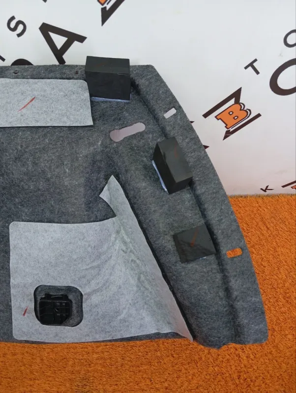 Обшивка багажника