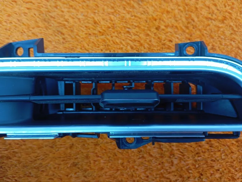 Дефлектор воздушный