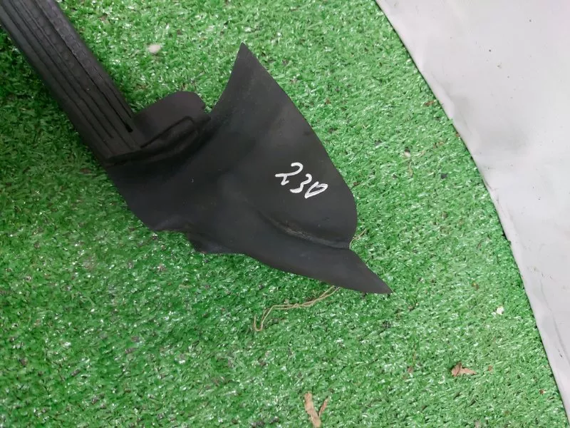 Уплотнитель стекла двери