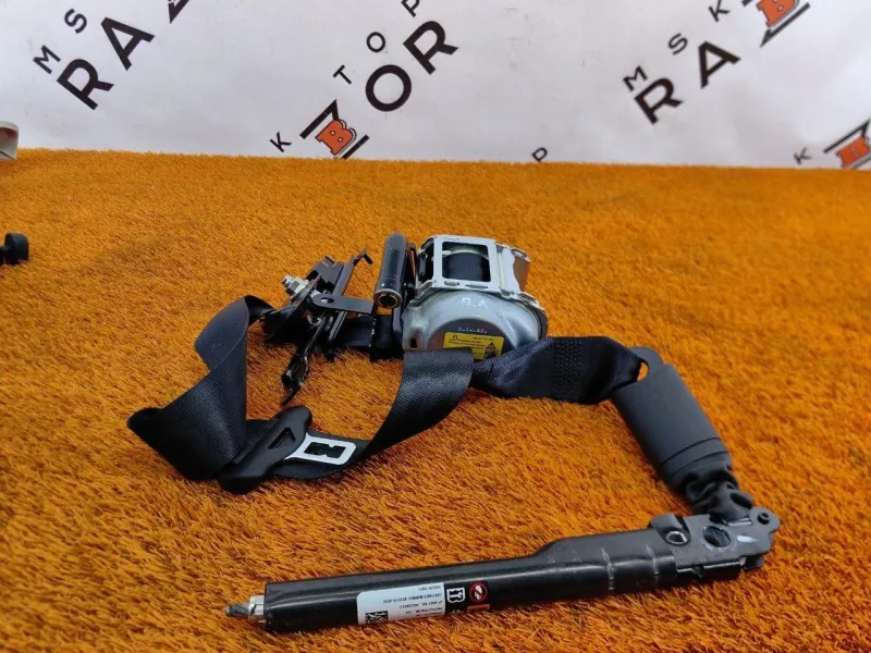 Ремень безопасности