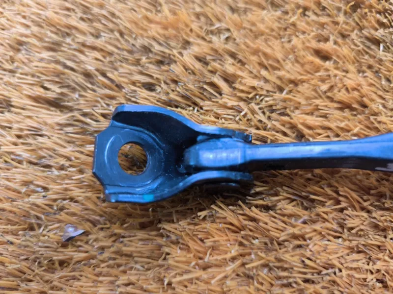 Ограничитель двери