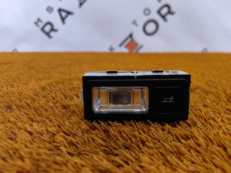 Плафон салона