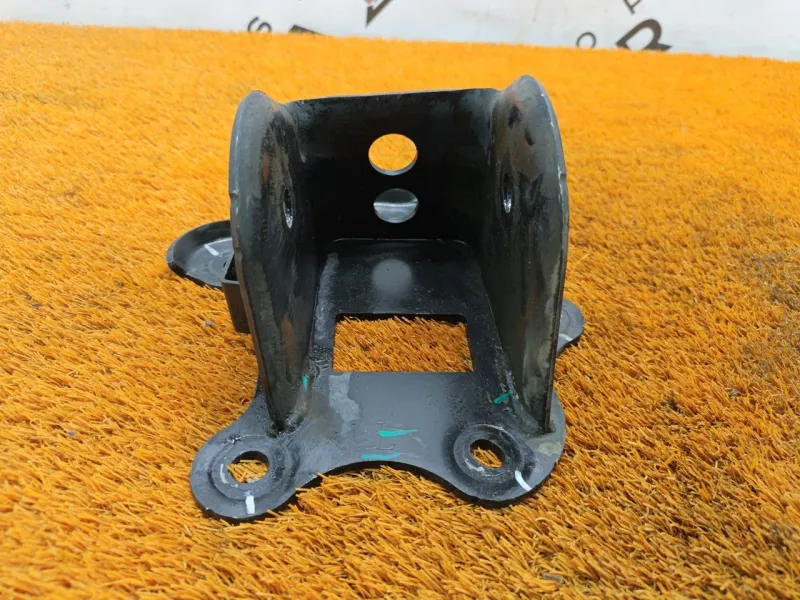 Кронштейн балки