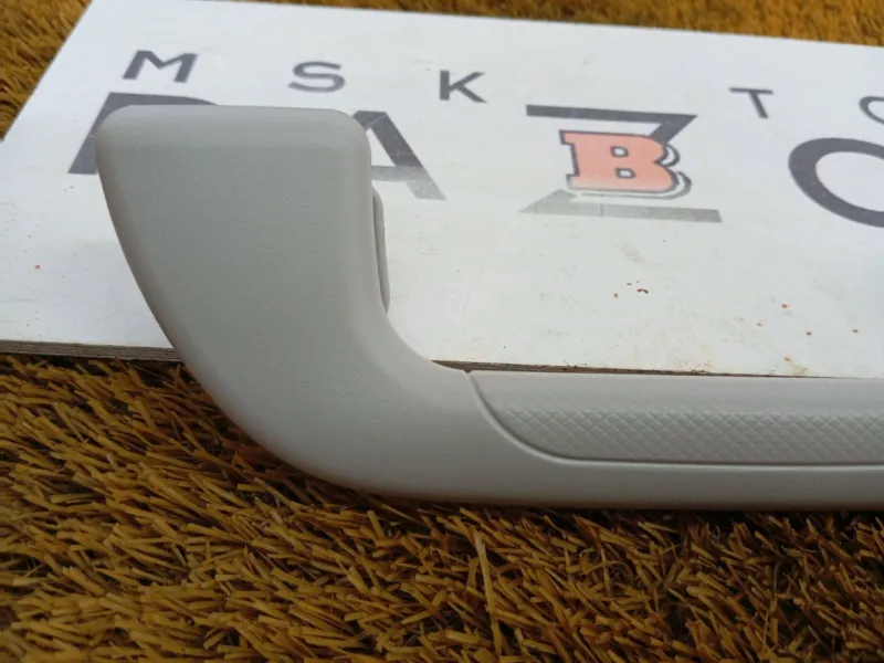 Ручка потолка