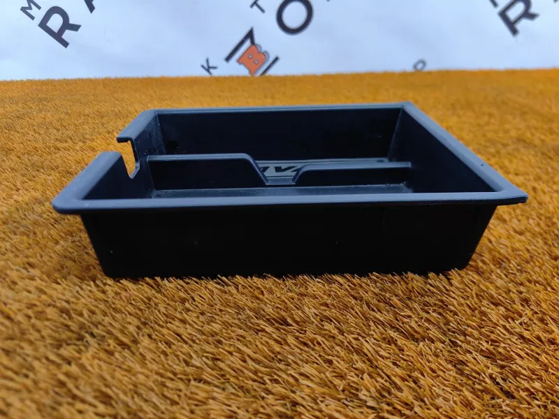 Ящик передней консоли