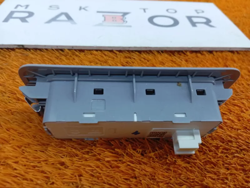 Плафон салона