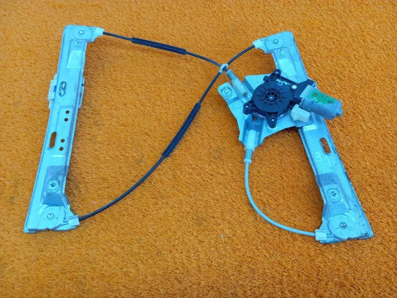 Стеклоподъемник