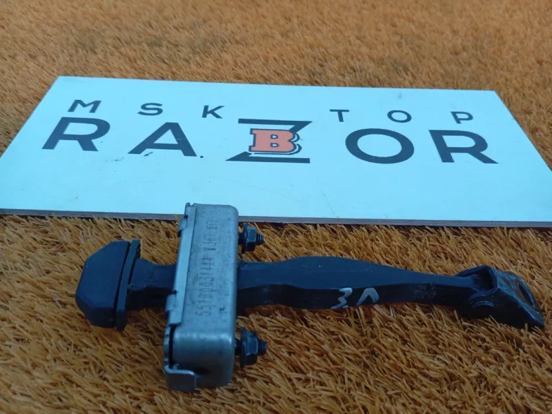 Ограничитель двери