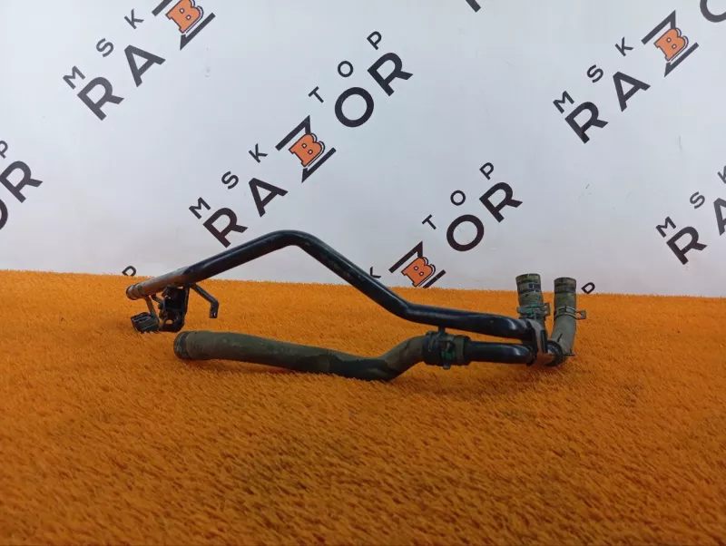 Трубка системы охлаждения