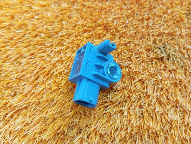 Датчик подушки безопасности