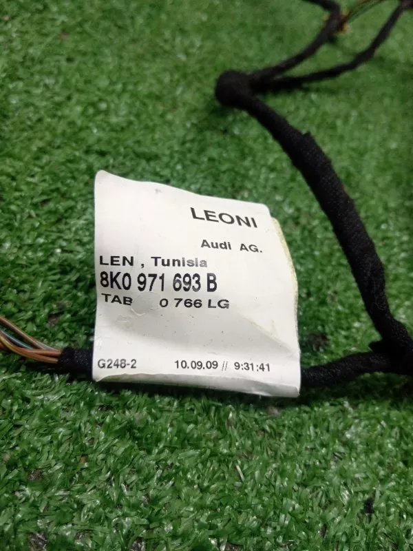 Проводка двери Audi A4 2009 8K0972702 B8, задняя левая