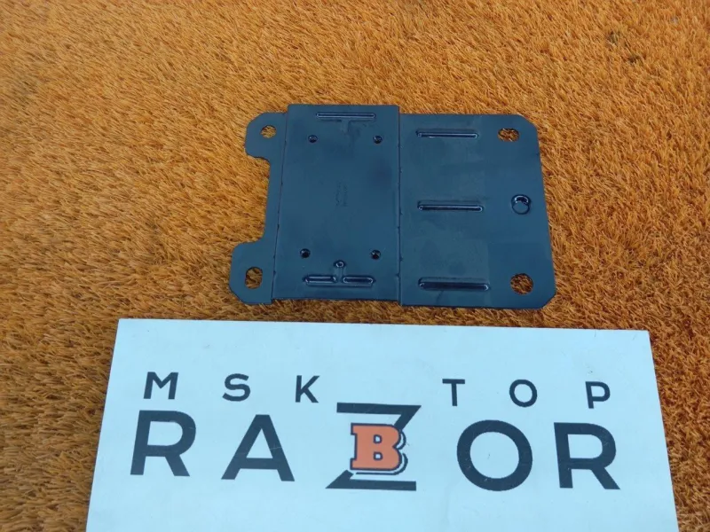 Кронштейн блока управления