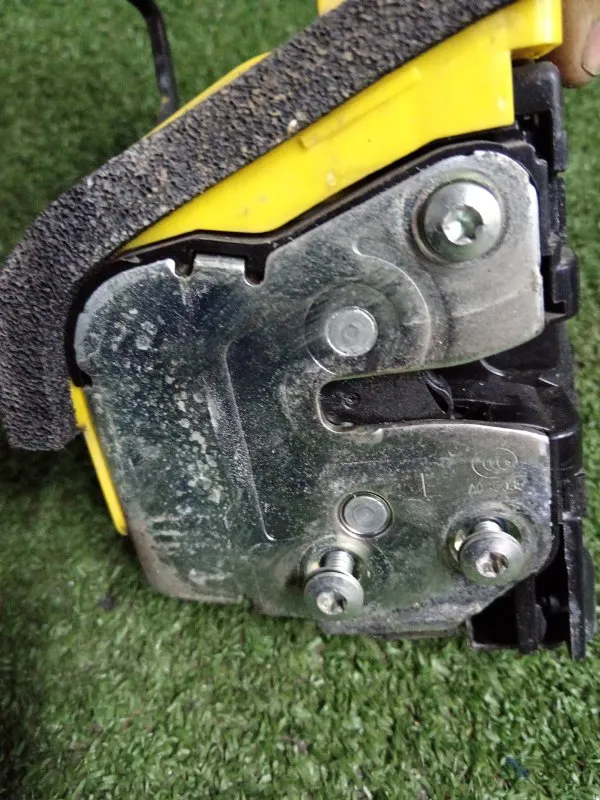 Замок двери