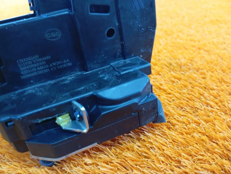 Замок двери