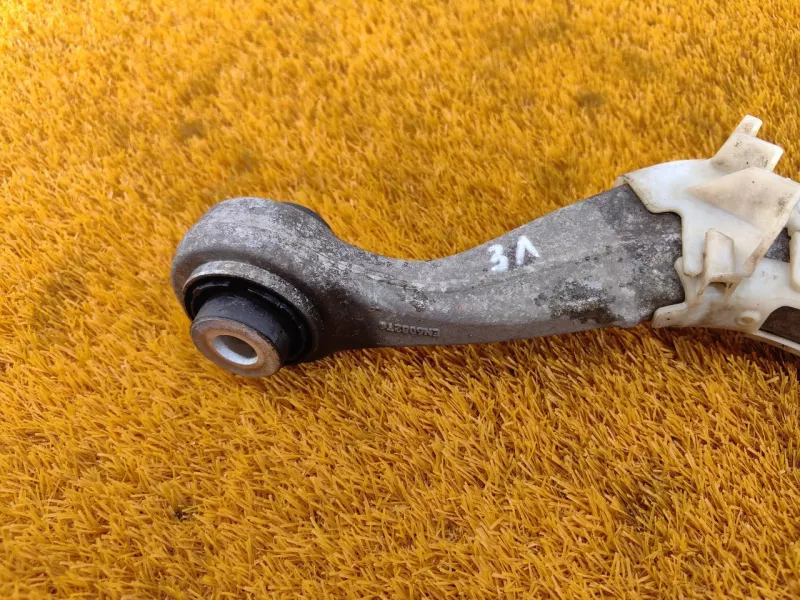 Рычаг подвески