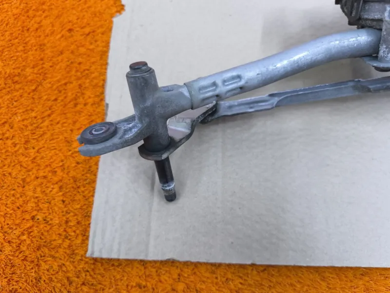 Трапеция дворников