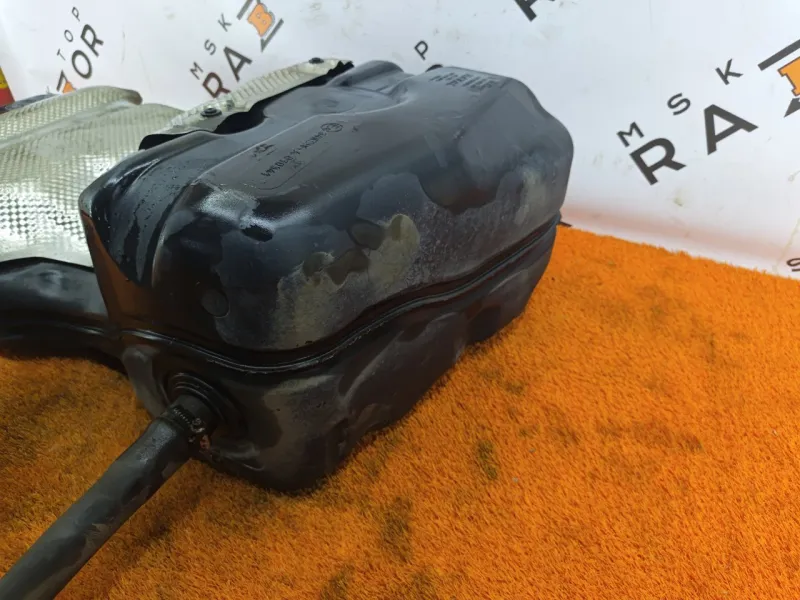 Бак топливный