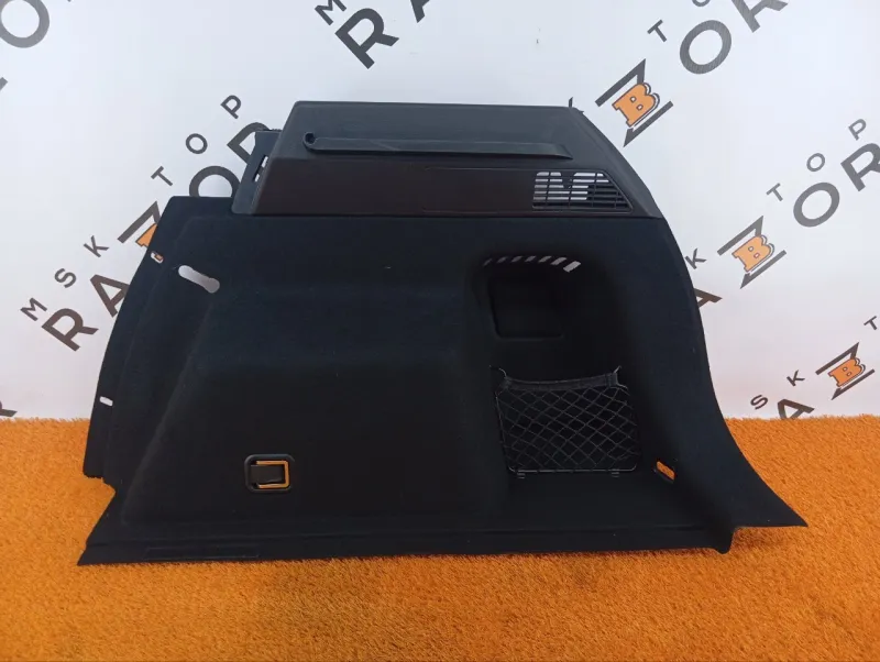 Обшивка багажника