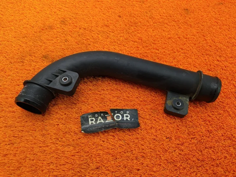 Патрубок интеркулера