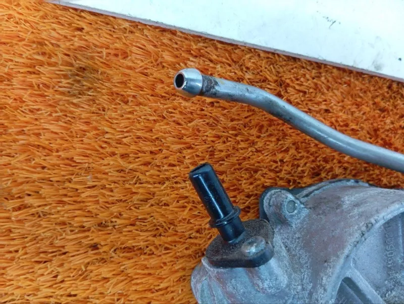 Насос вакуумный