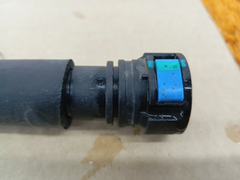 Патрубок впускного коллектора