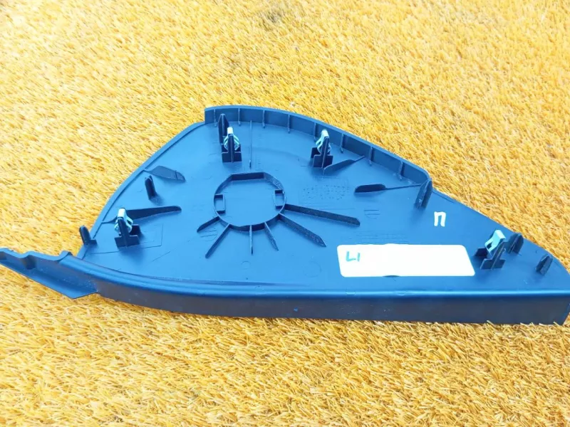 Накладка на торпедо