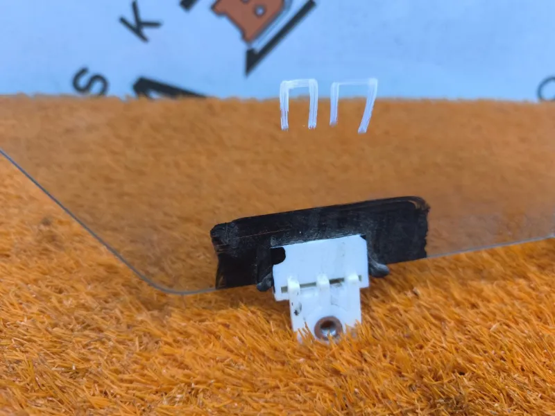 Стекло двери