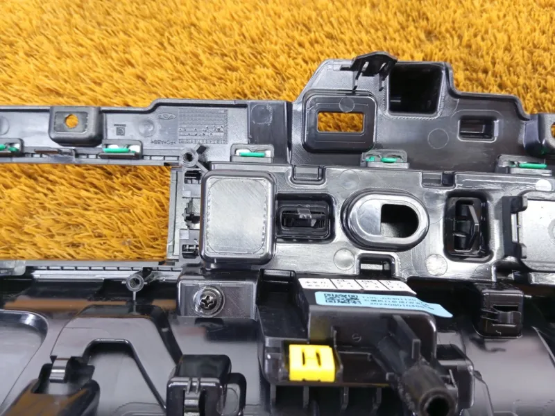 Декоративная накладка торпедо