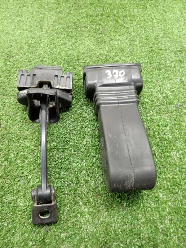 Ограничитель двери