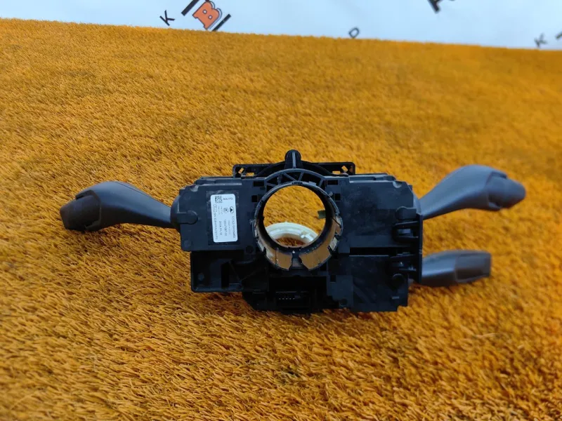 Подрулевой переключатель