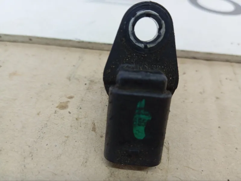 Датчик положения распредвала