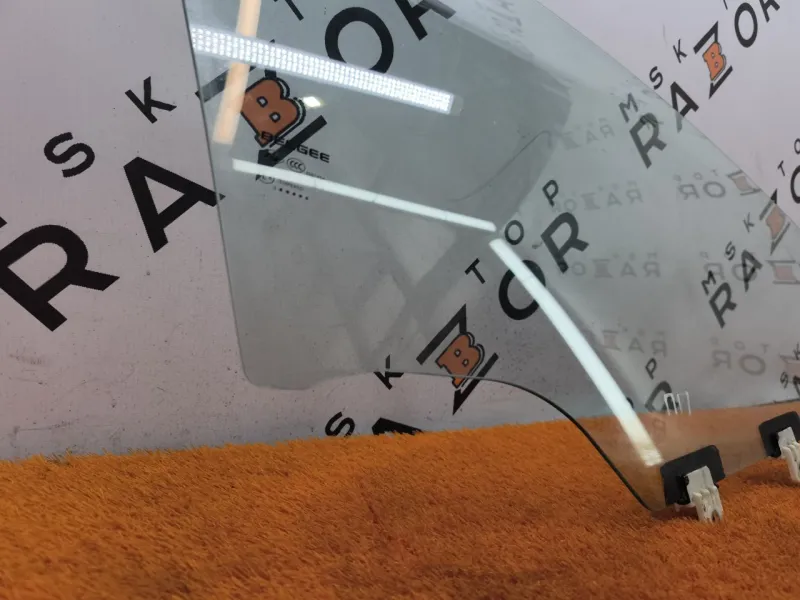 Стекло двери