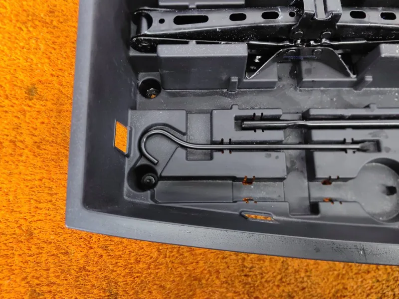 Ящик для инструментов