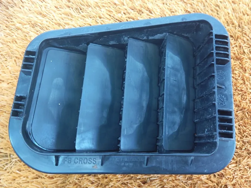 Решетка вентиляционная