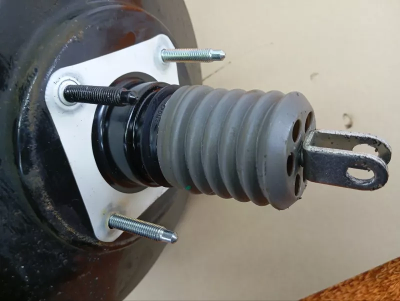 Усилитель тормозов