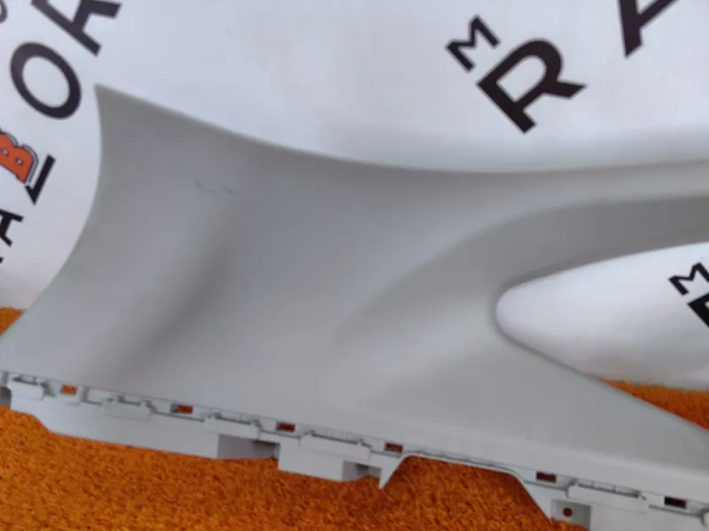 Накладка на стойку кузова