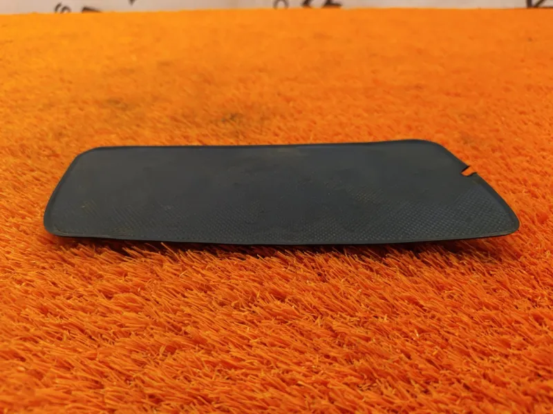 Коврик центральной консоли