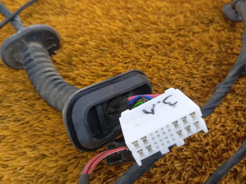 Проводка двери