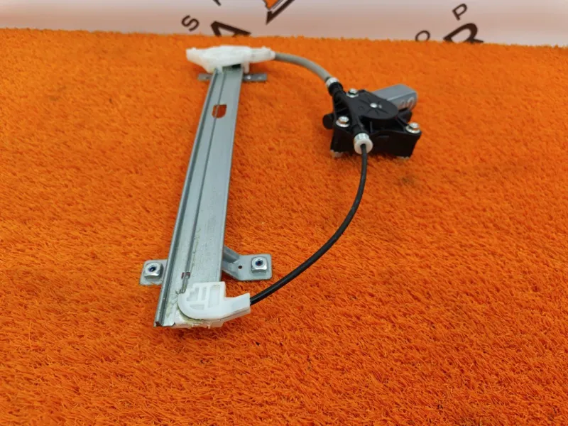 Стеклоподъемник