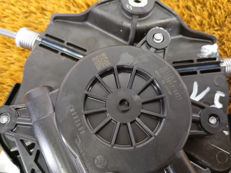 Стеклоподъемник