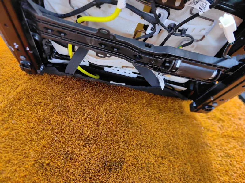 Сиденье Changan UNI-V 2023 C281F2711010148, переднее правое