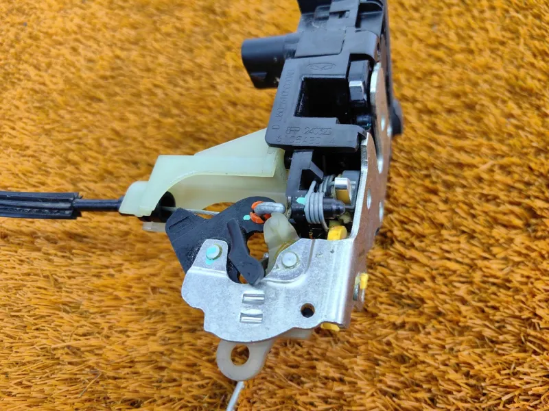 Замок двери