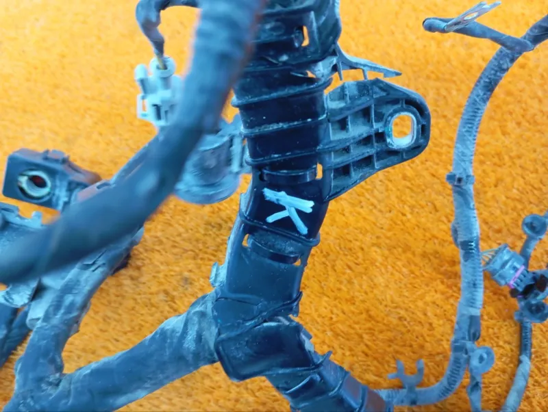 Проводка подкапотная