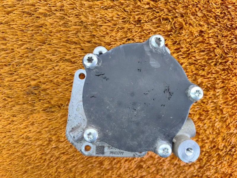 Насос вакуумный