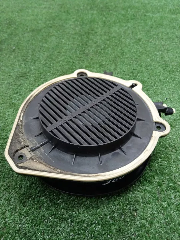 Динамик Audi A4 2005 8E0035411 B7, задний левый