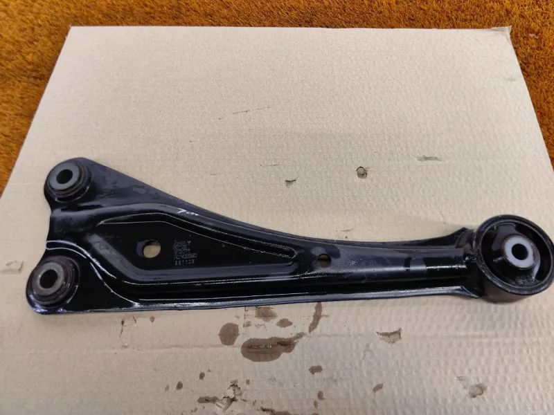 Рычаг подвески