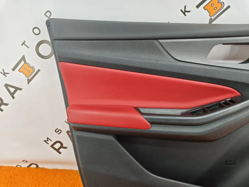 Обшивка двери