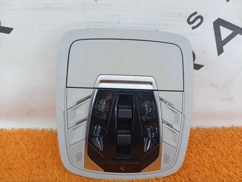 Плафон салона